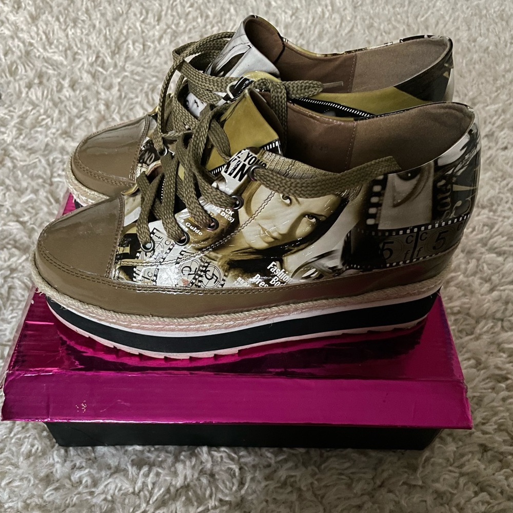 Photo print shoes